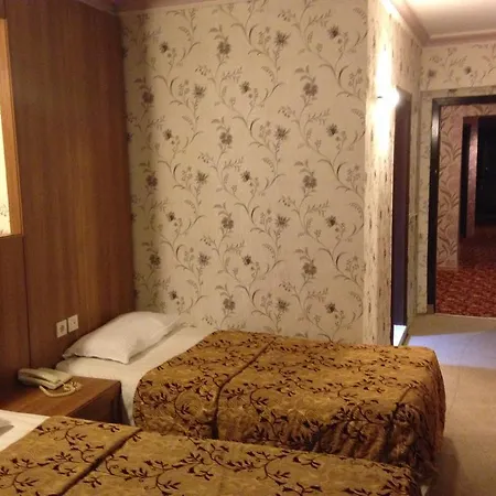 Hotel Capital 3*
