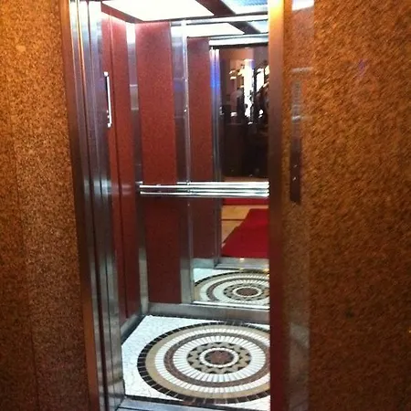 Hotel Capital